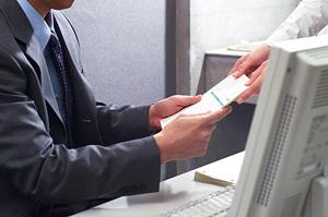 【徹底解説】ウエスの選び方と効果的な活用法｜コスト削減と業務効率を実現する最適な対策