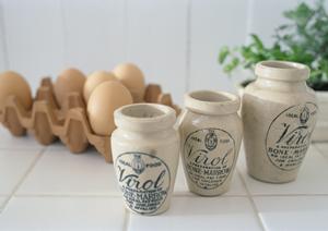 大阪で展示会を開く際には、貸会議室も利用できます。